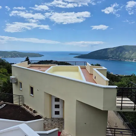 Villa Tre Tri Herceg Novi Exterior photo